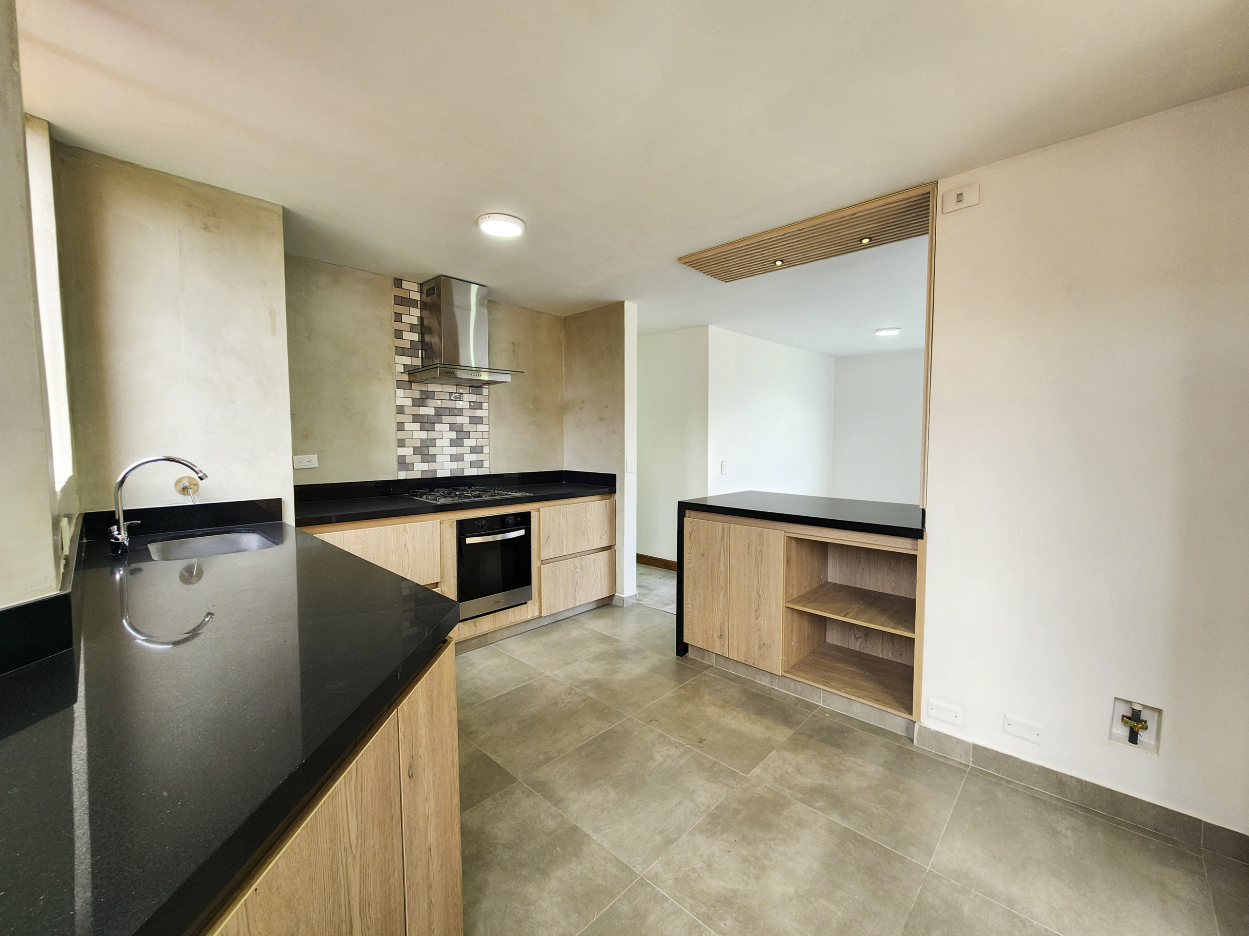 Apartamento en alquiler convencional, Medellín, barrio La Mota.