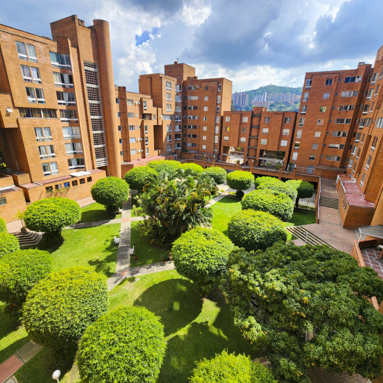 Apartamento en alquiler convencional, Medellín, barrio La Mota.