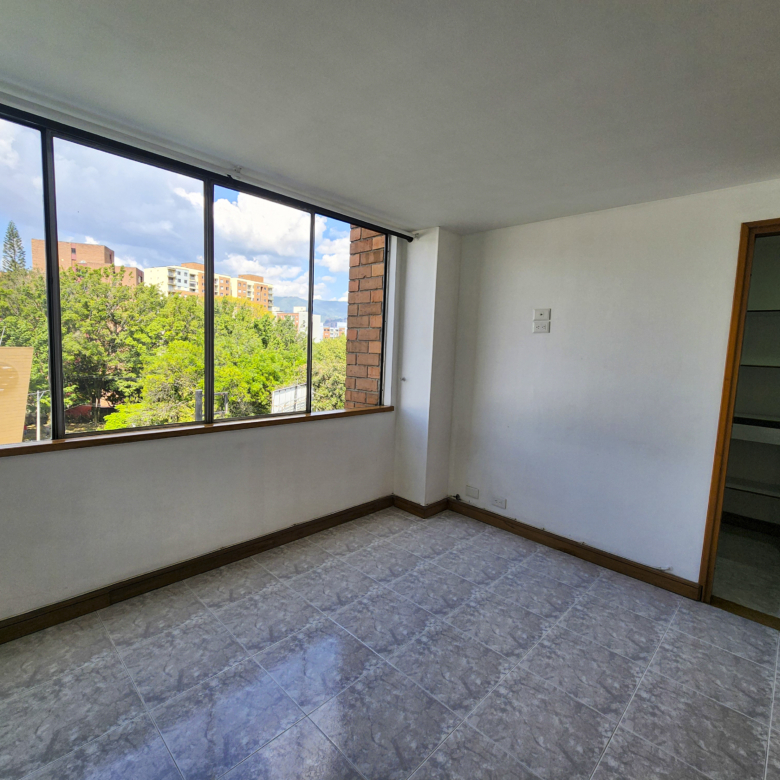 Apartamento en alquiler convencional, Medellín, barrio La Mota.