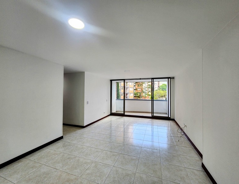 Apartamento en Alquiler en Envigado barrio Otra Parte