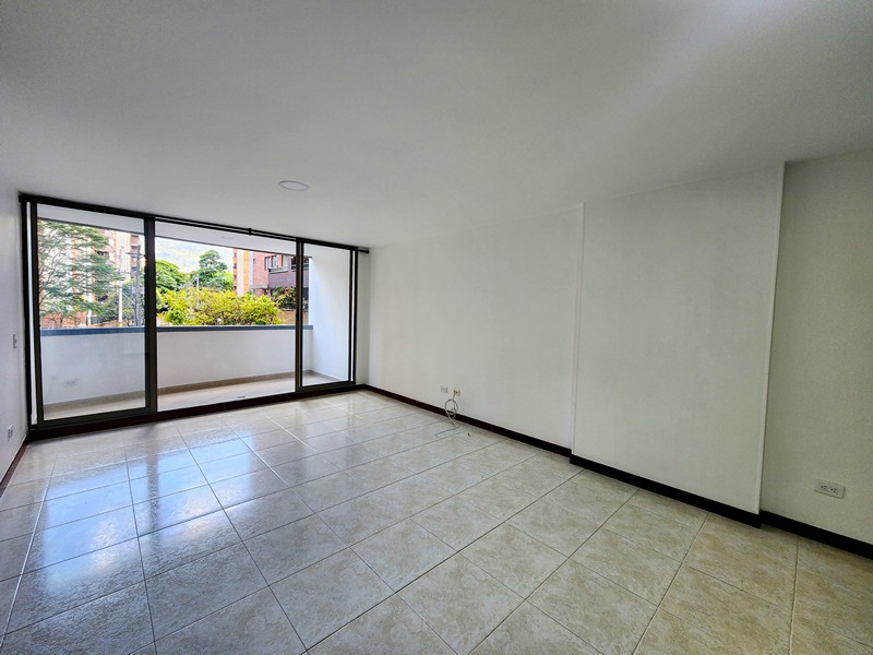 Apartamento en Alquiler en Envigado barrio Otra Parte