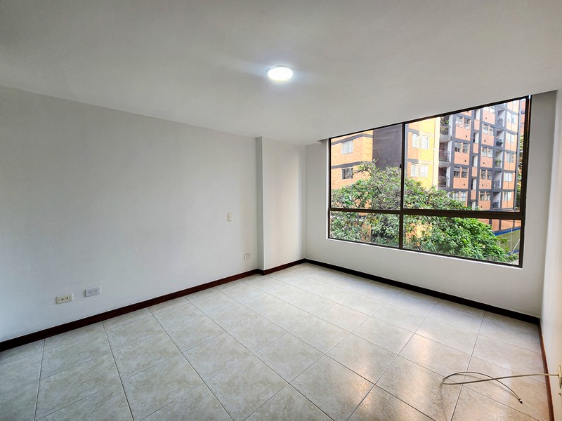 Apartamento en Alquiler en Envigado barrio Otra Parte