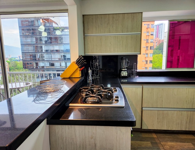 Apartamento Amoblado en Medellín. El Poblado.