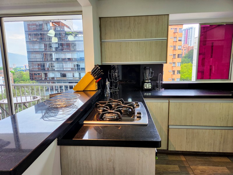 Apartamento Amoblado en Medellín. El Poblado.