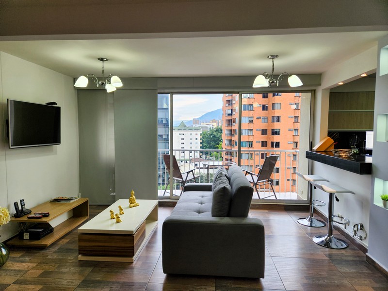 Apartamento Amoblado en Medellín. El Poblado.