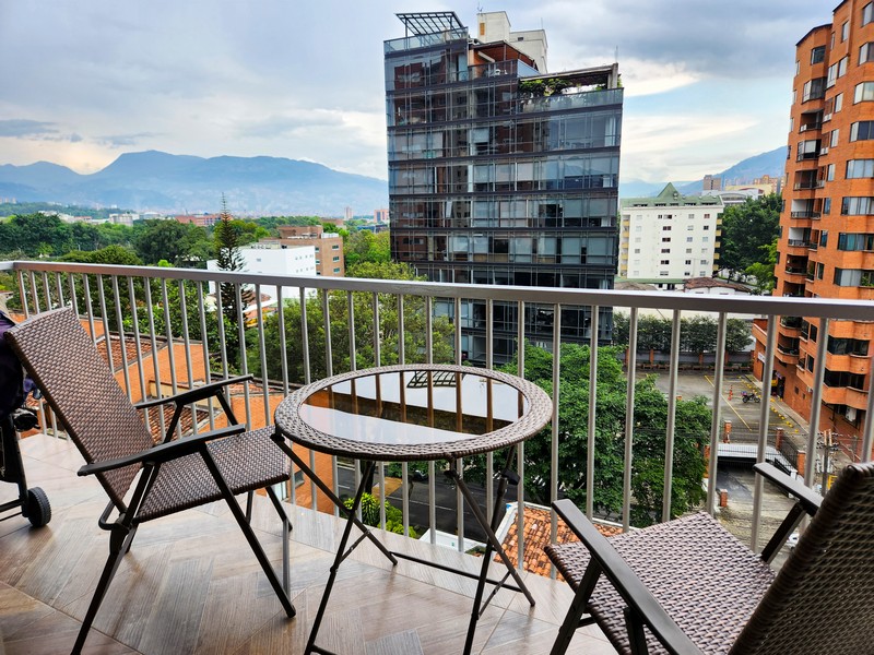 Apartamento Amoblado en Medellín. El Poblado.