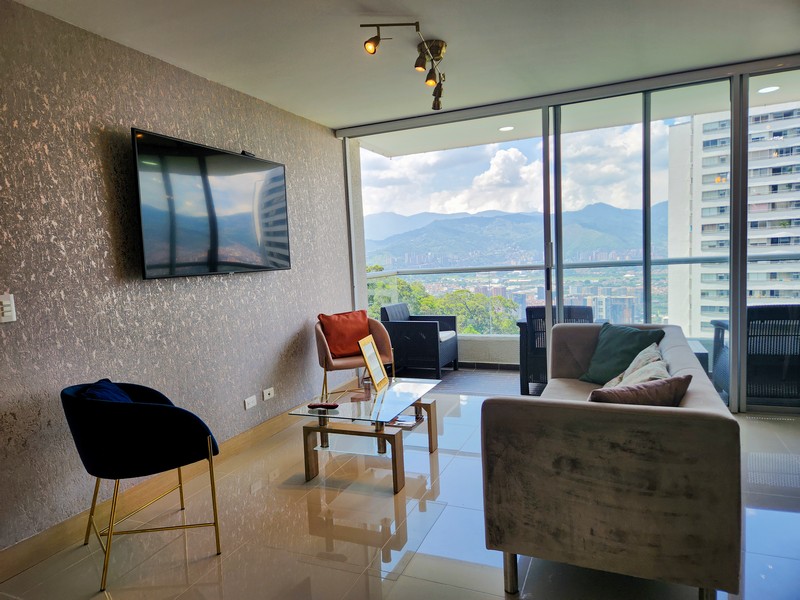 Apartamento Amoblado en Medellín. El Poblado