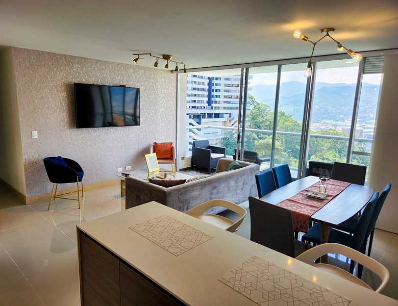 Apartamento Amoblado en Medellín. El Poblado