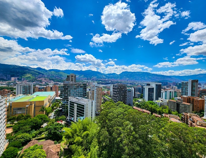 Apartamento Amoblado en Medellín. El Poblado