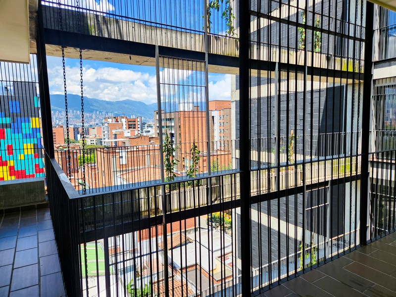 Apartamento Amoblado en Medellín. Laureles.