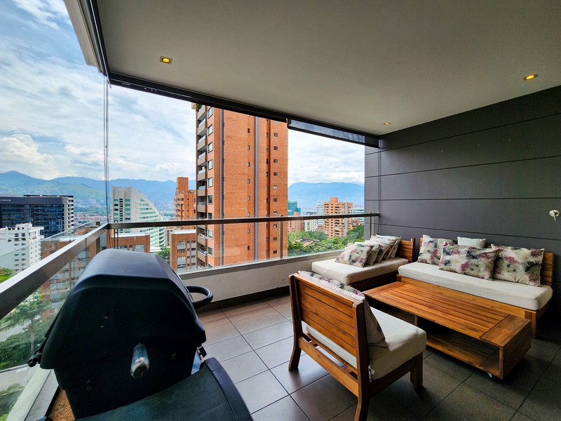 Apartamento Amoblado en Medellín. El Poblado