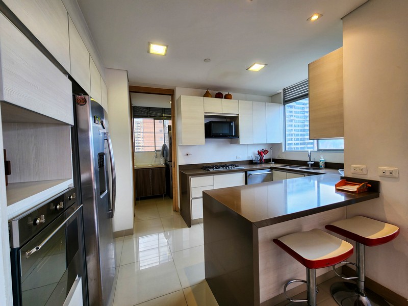 Apartamento Amoblado en Medellín. El Poblado