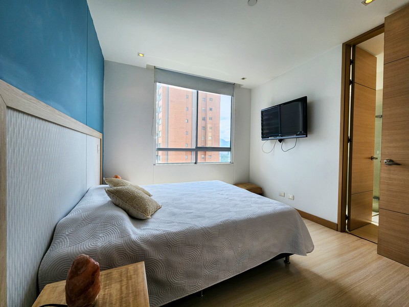 Apartamento Amoblado en Medellín. El Poblado