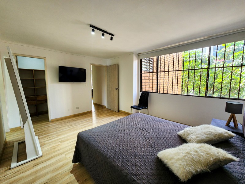 Apartamento Amoblado en Medellín. El Poblado