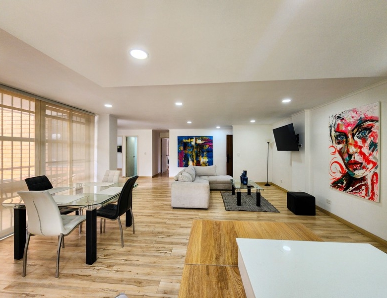 Apartamento Amoblado en Medellín. El Poblado