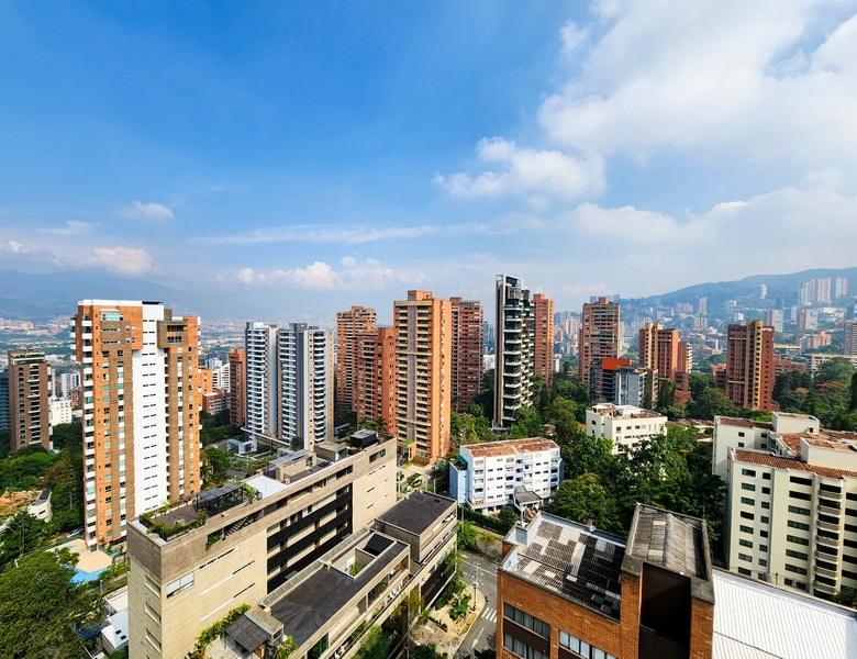 Apartamento Amoblado en El Poblado, Sector Alejandria