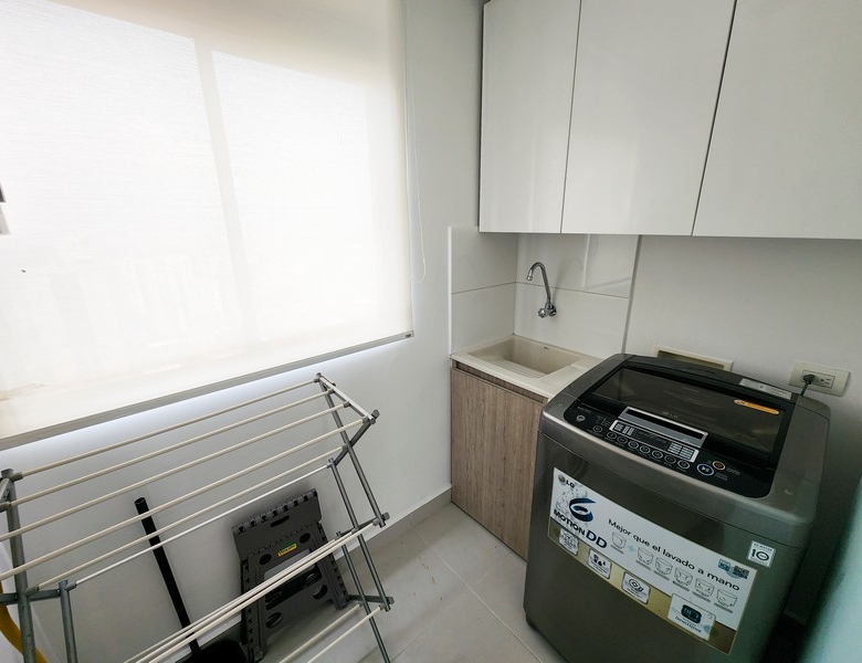 Apartamento Amoblado en El Poblado, Castropol