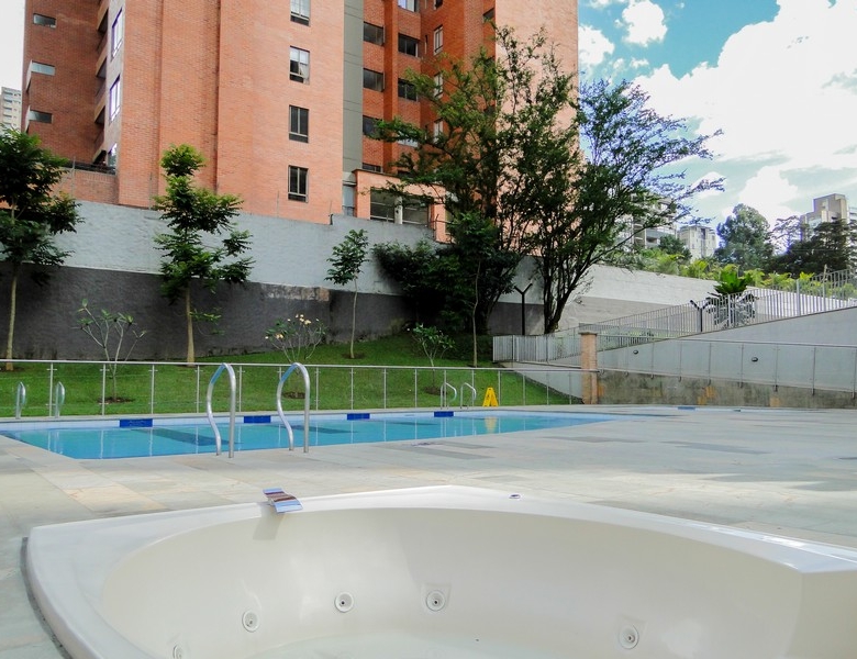 Apartamento Amoblado en Medellín. El Poblado