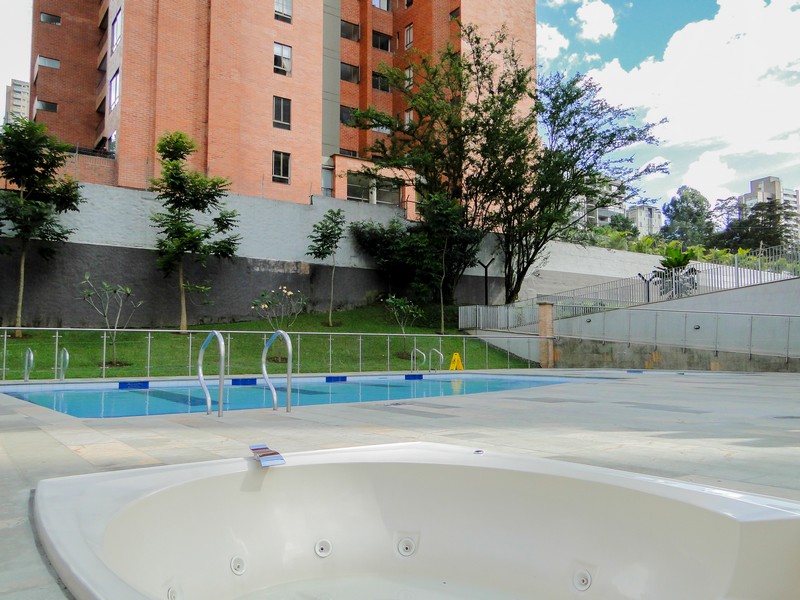 Apartamento Amoblado en Medellín. El Poblado