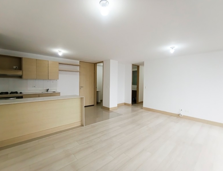 Apartamento Convencional en Medellín, Altos del Poblado