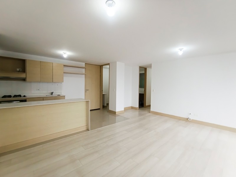 Apartamento Convencional en Medellín, Altos del Poblado