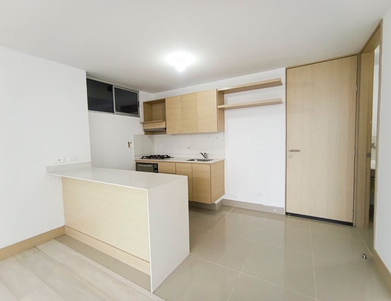 Apartamento Convencional en Medellín, Altos del Poblado