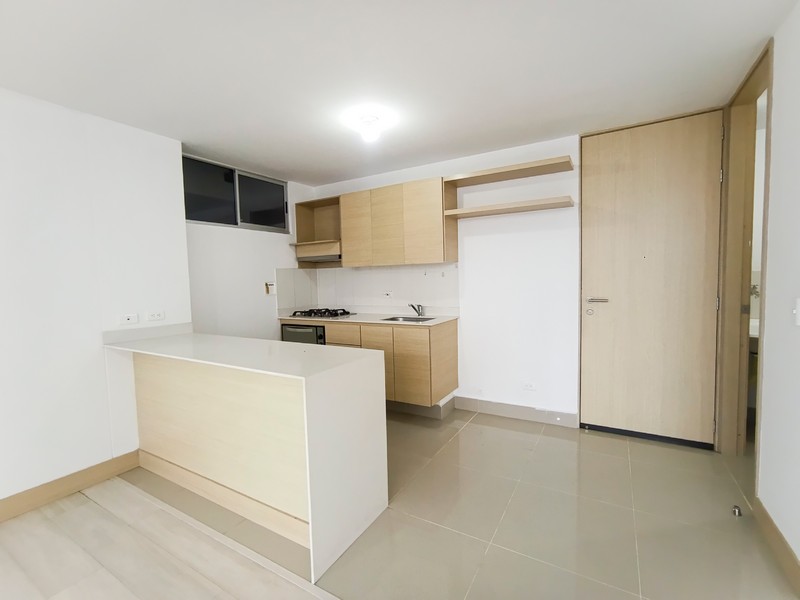 Apartamento Convencional en Medellín, Altos del Poblado