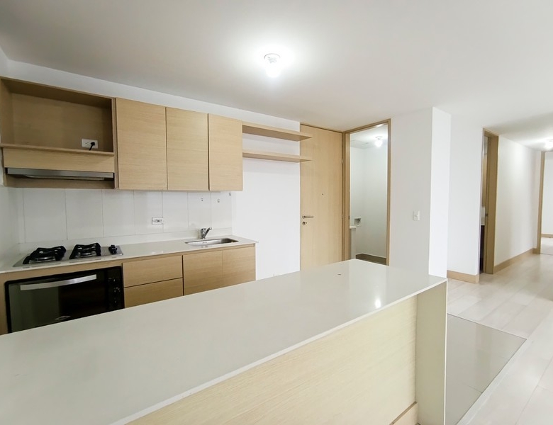 Apartamento Convencional en Medellín, Altos del Poblado