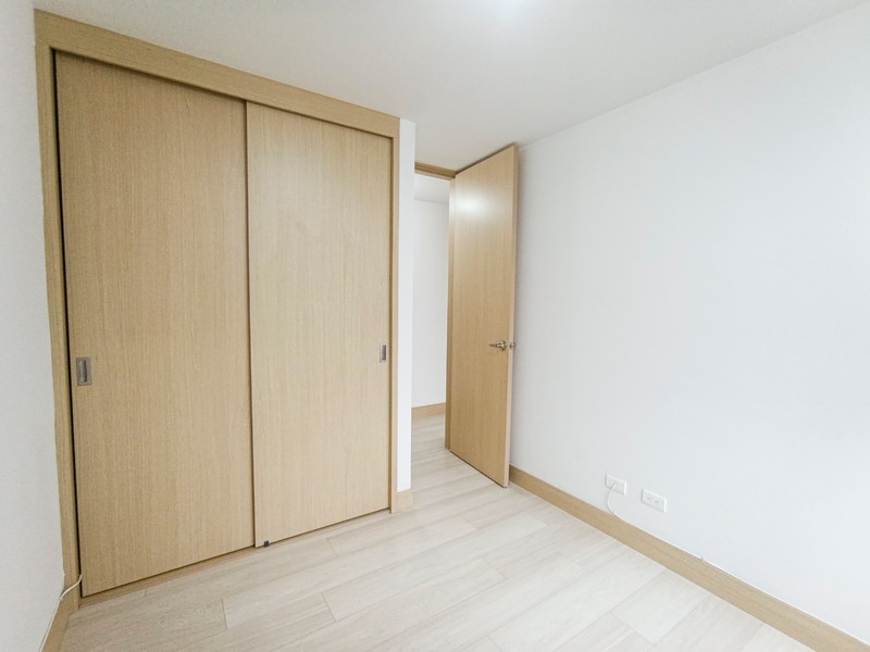 Apartamento Convencional en Medellín, Altos del Poblado