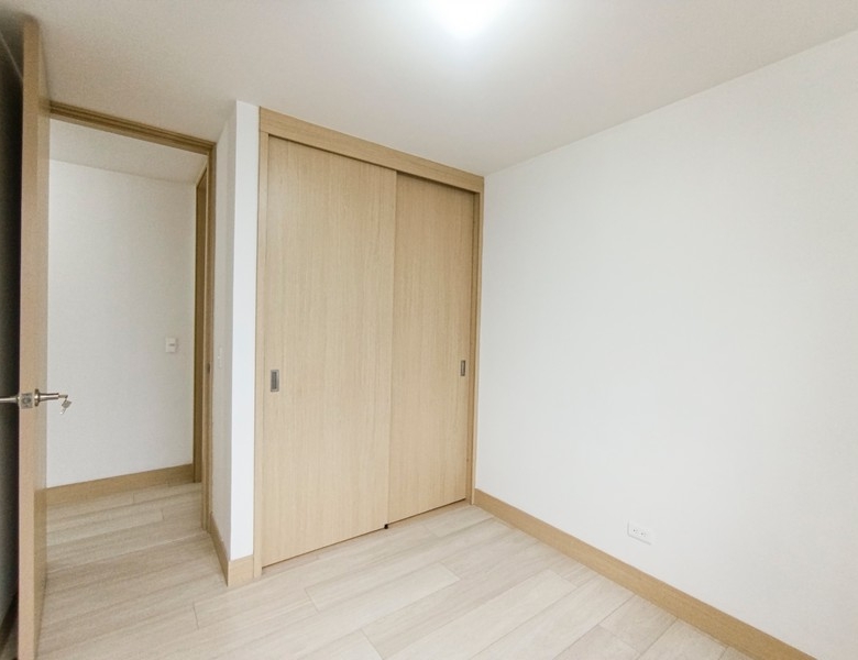 Apartamento Convencional en Medellín, Altos del Poblado