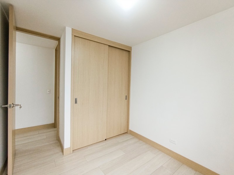 Apartamento Convencional en Medellín, Altos del Poblado