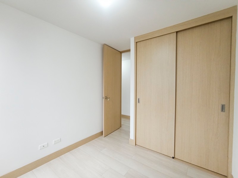 Apartamento Convencional en Medellín, Altos del Poblado