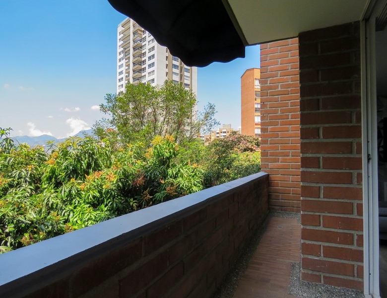 Apartamento Amoblado en Medellín. El Poblado.