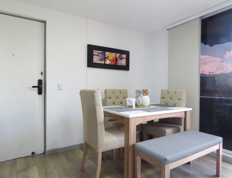 Apartamento Amoblado en Medellín. El Poblado.