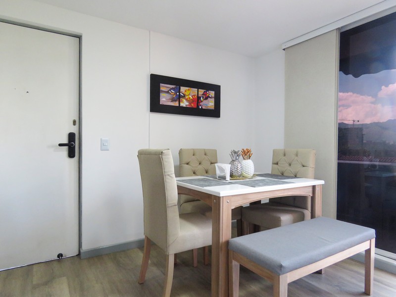 Apartamento Amoblado en Medellín. El Poblado.