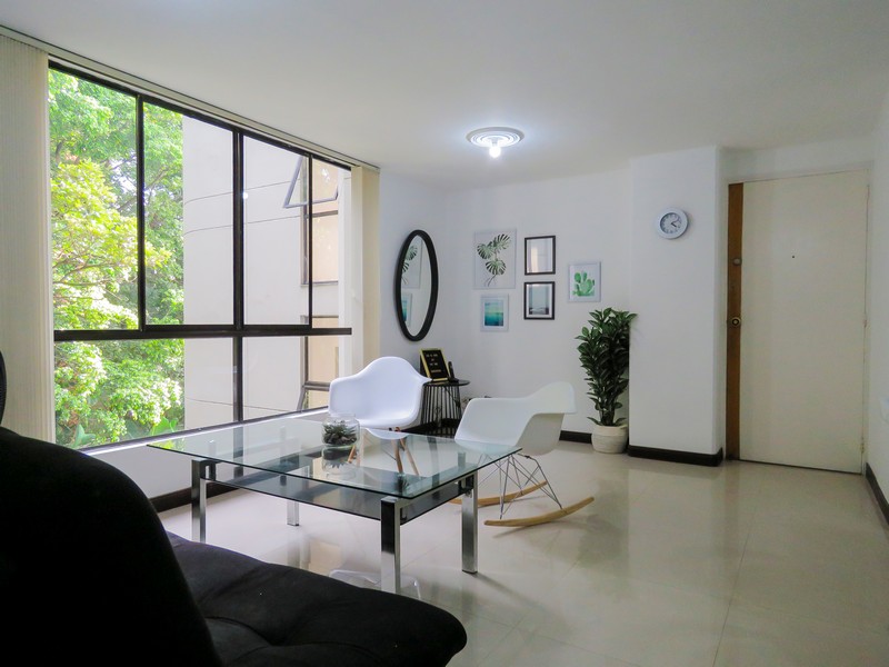 Apartamento Amoblado en El Poblado. Sector Aguacatala