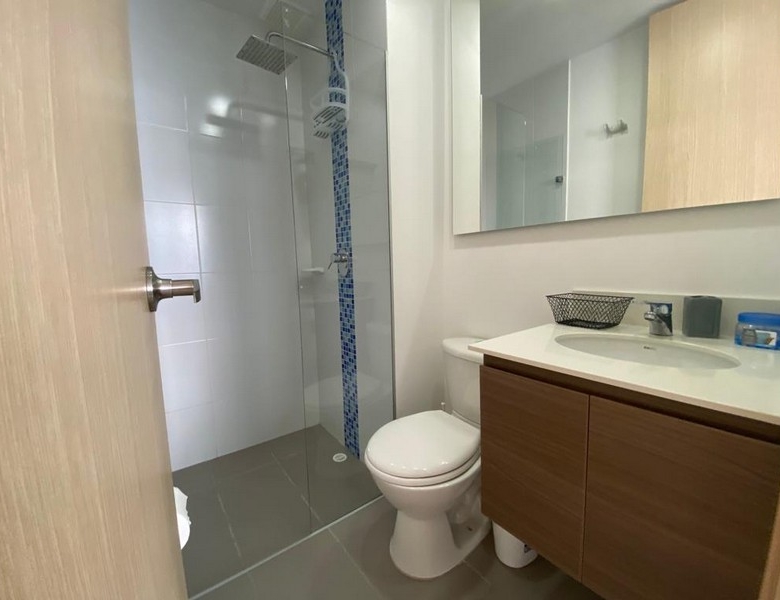 Apartamento Amoblado en Medellín. Altos de Poblado