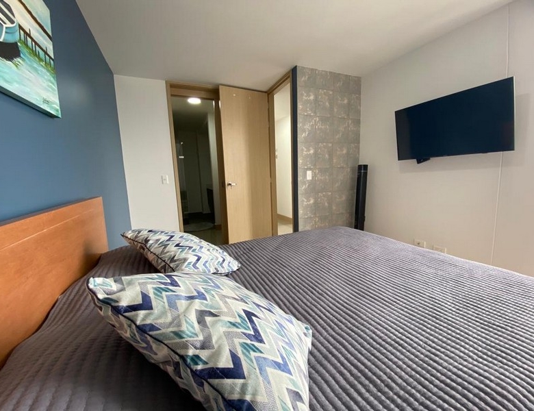 Apartamento Amoblado en Medellín. Altos de Poblado