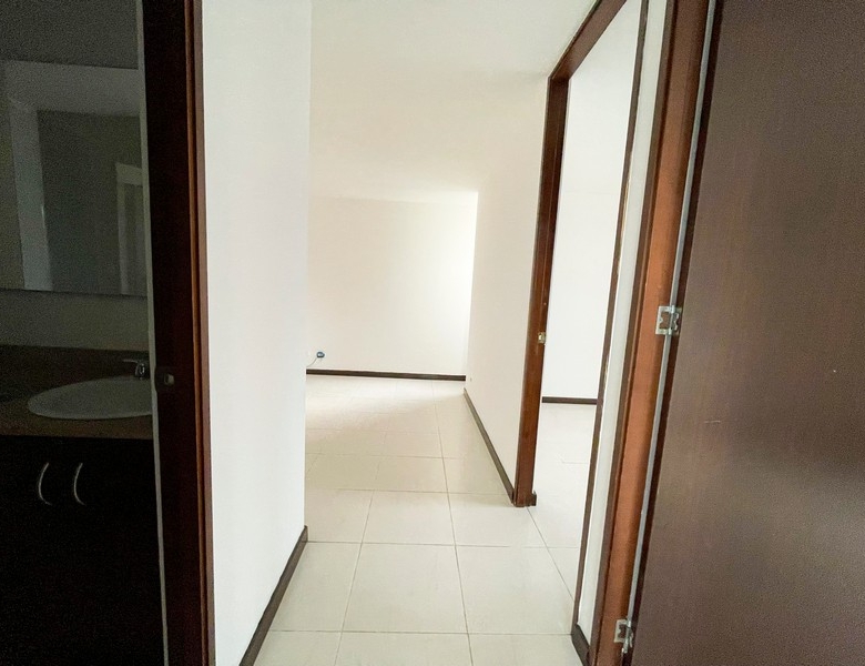 Apartamento Convencional, Las Palmas Medellín