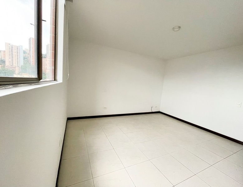 Apartamento Convencional, Las Palmas Medellín