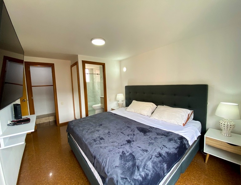 Apartamento Amoblado en Medellín, El Poblado.