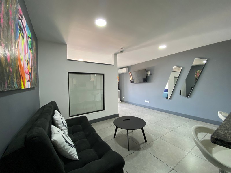 Apartamento Amoblado en Medellín. Laureles.