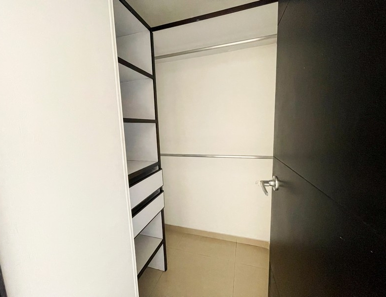 Apartamento convencional en Medellín, Sector Laureles