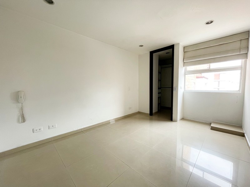 Apartamento convencional en Medellín, Sector Laureles