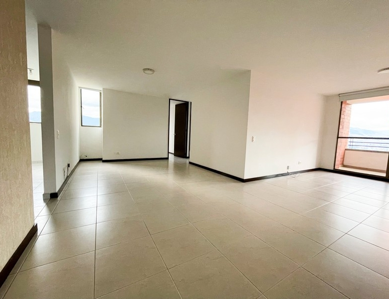 Apartamento Convencional, Las Palmas Medellín