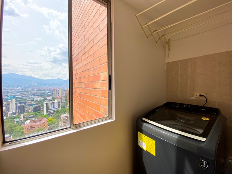 Apartamento Amoblado en Medellín, El Poblado.