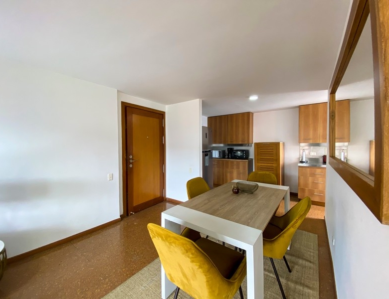 Apartamento Amoblado en Medellín, El Poblado.