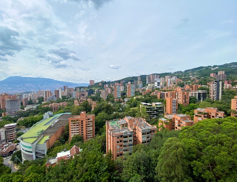 Apartamento Amoblado en Medellín, El Poblado.
