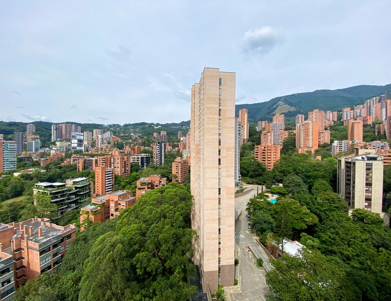 Apartamento Amoblado en Medellín, El Poblado.